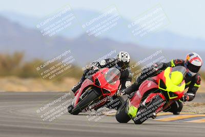 media/Jan-15-2023-SoCal Trackdays (Sun) [[c1237a034a]]/Turn 15 (1pm)/